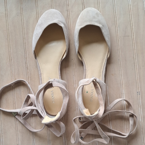 Ivanka Trump Elise Suede Leather Ankle Straps D'Orsay Cream Ballet Flats - Picture 1 of 13